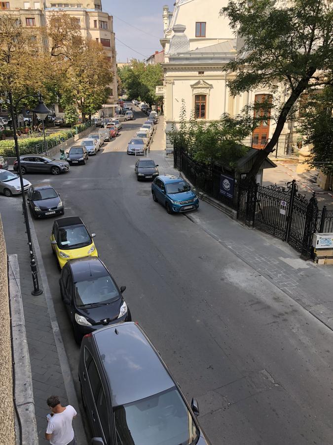 Interbellic Flat Bucharest