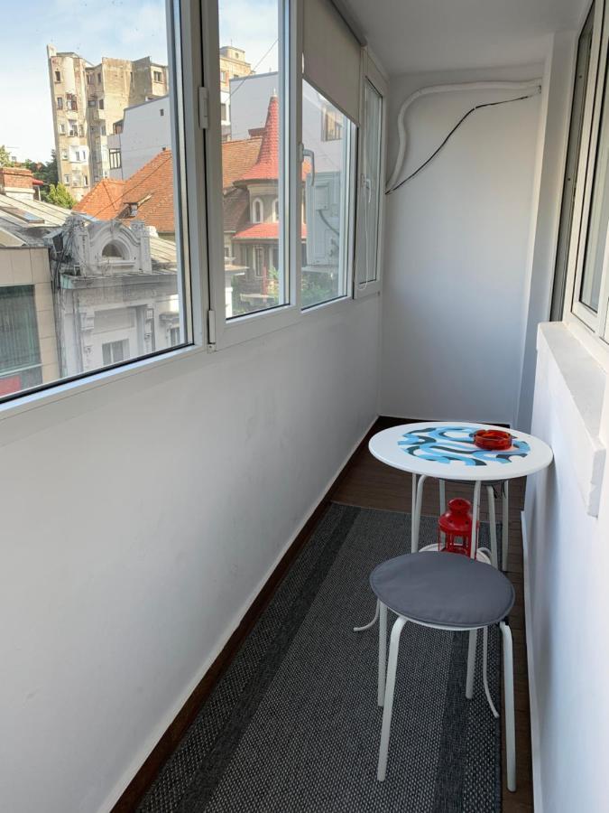 Interbellic Flat * Bucharest